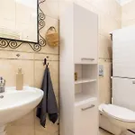 Gellerico Wesselenyi Street * Budapešť