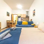 Gellerico Wesselenyi Street * Budapešť