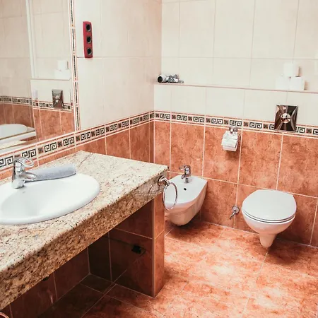 Gellerico Wesselenyi Street Appartement *