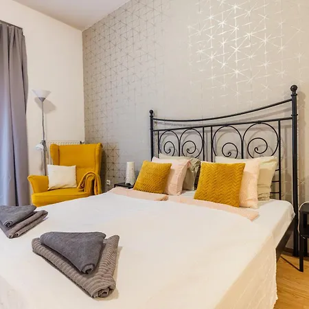 Gellerico Wesselenyi Street Appartement