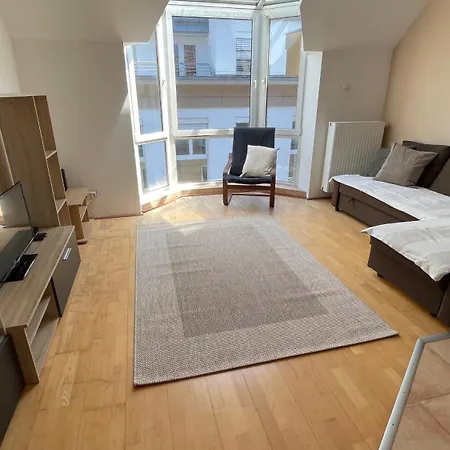 Gellerico Wesselenyi Street Apartman