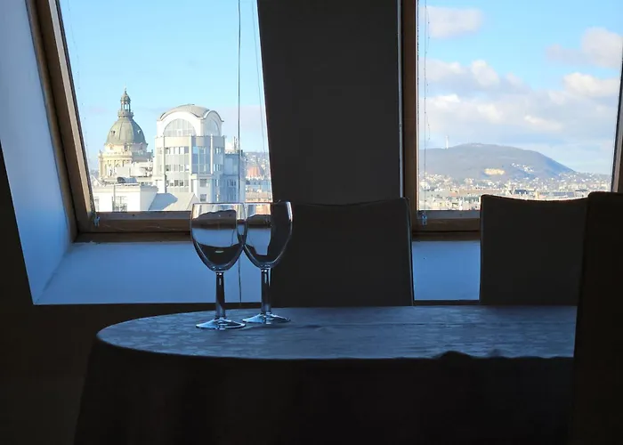 Gellerico Wesselenyi Street Lejlighed *