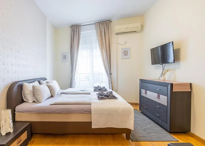 Gellerico Wesselenyi Street Lejlighed